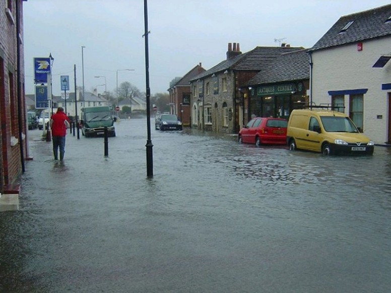 The 10th March 2008 south coast event: flooding at Emsworth